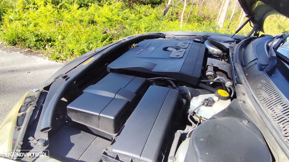 Ford Mondeo SW 2.0 TDdi Ghia - 11