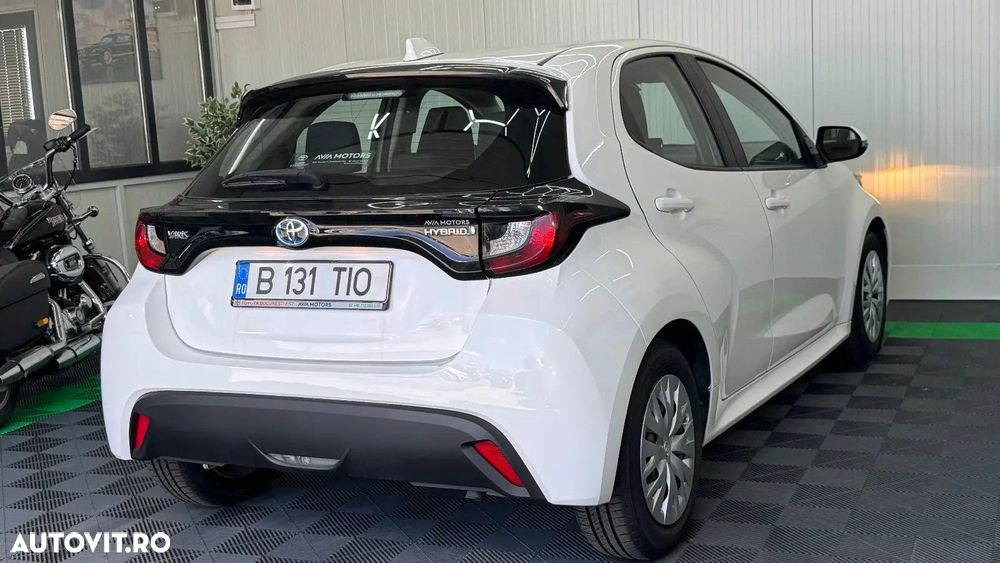 Toyota Yaris 1.5 VVT-i HSD Active - 7