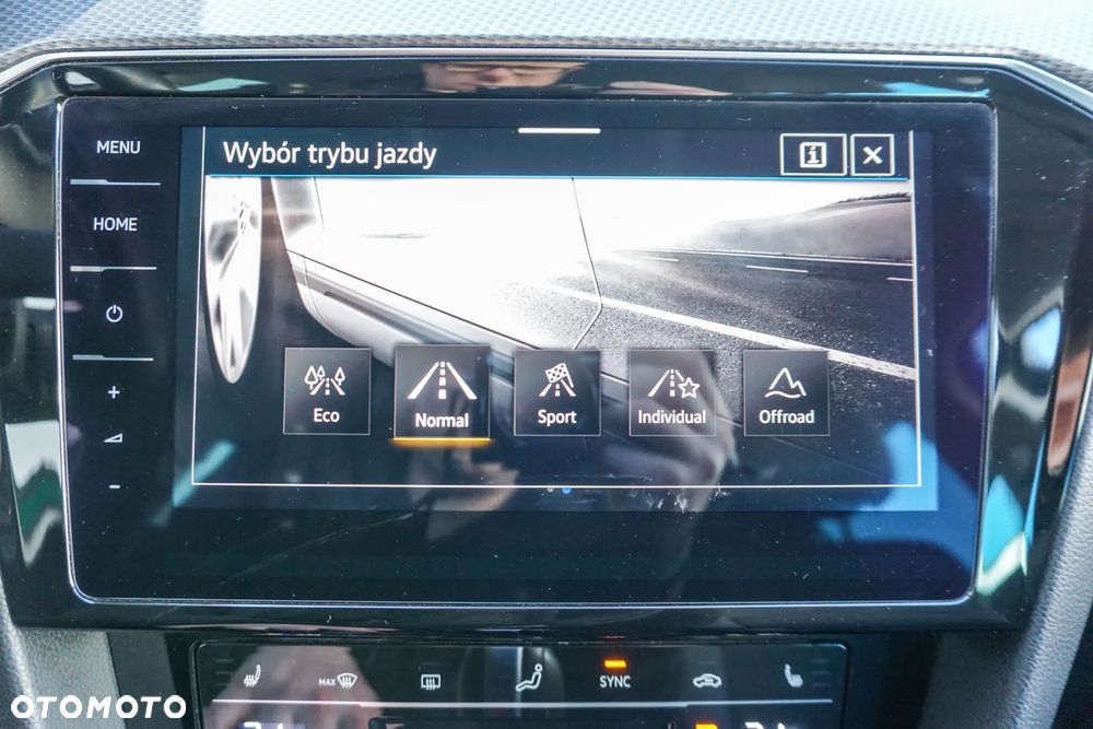 Volkswagen Passat - 16