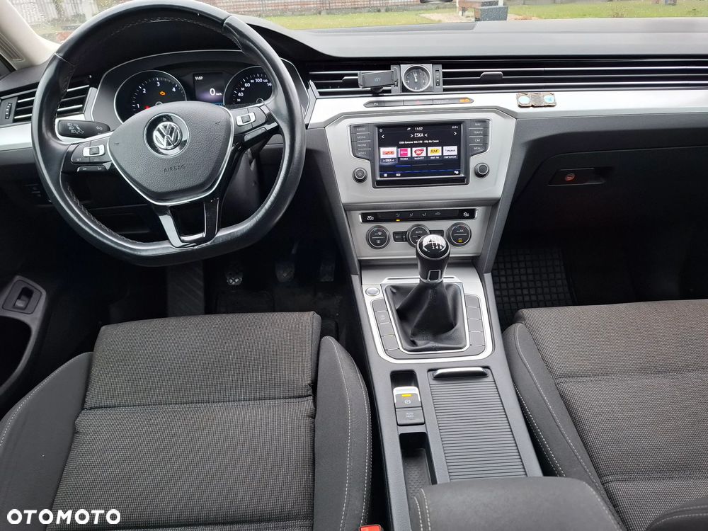Volkswagen Passat 2.0 TDI BMT Comfortline - 9