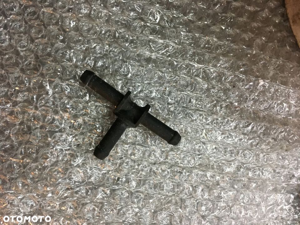 TRÓJNIK KRÓCIEC GOLF IV BORA A3 LEON I OCTAVIA I - 3