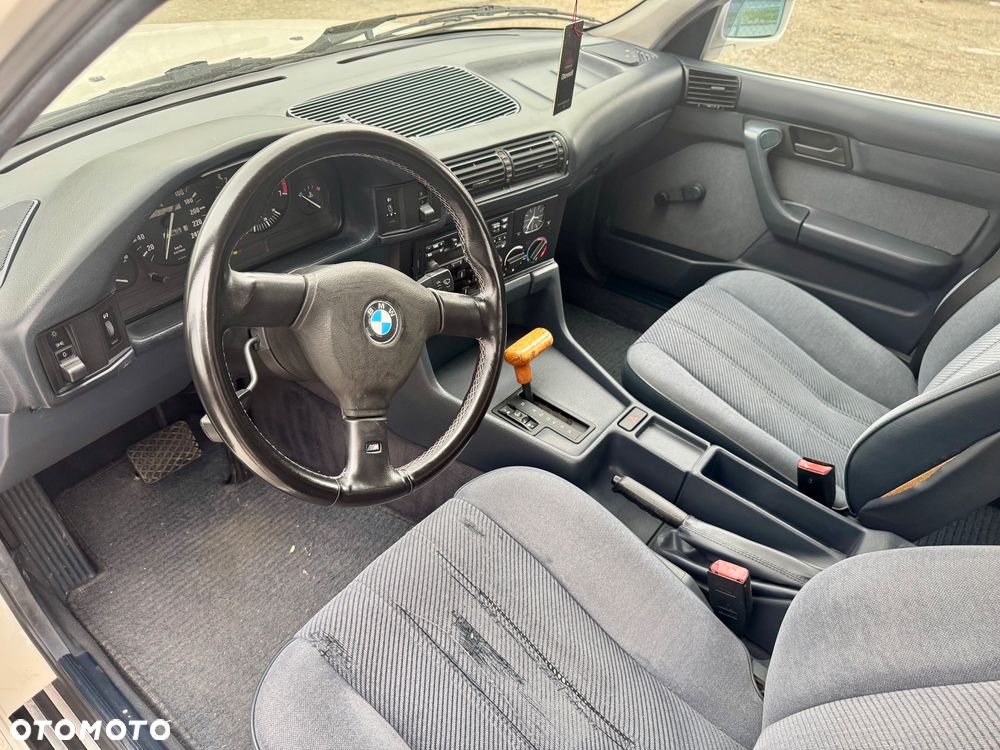 BMW Seria 5 520i - 6