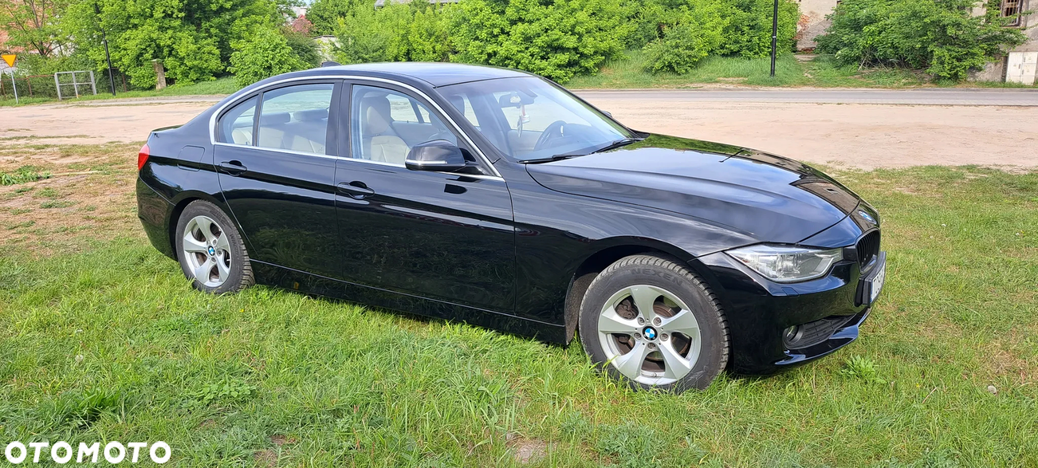 BMW Seria 3 320d xDrive - 9