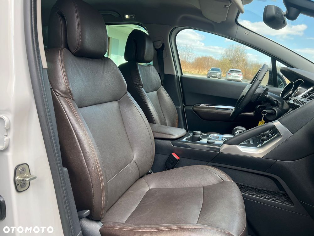 Peugeot 3008 2.0 HDi Premium+ - 17