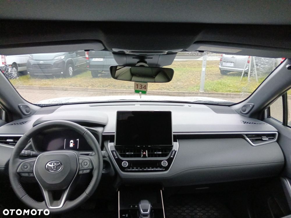 Toyota Corolla Cross - 2