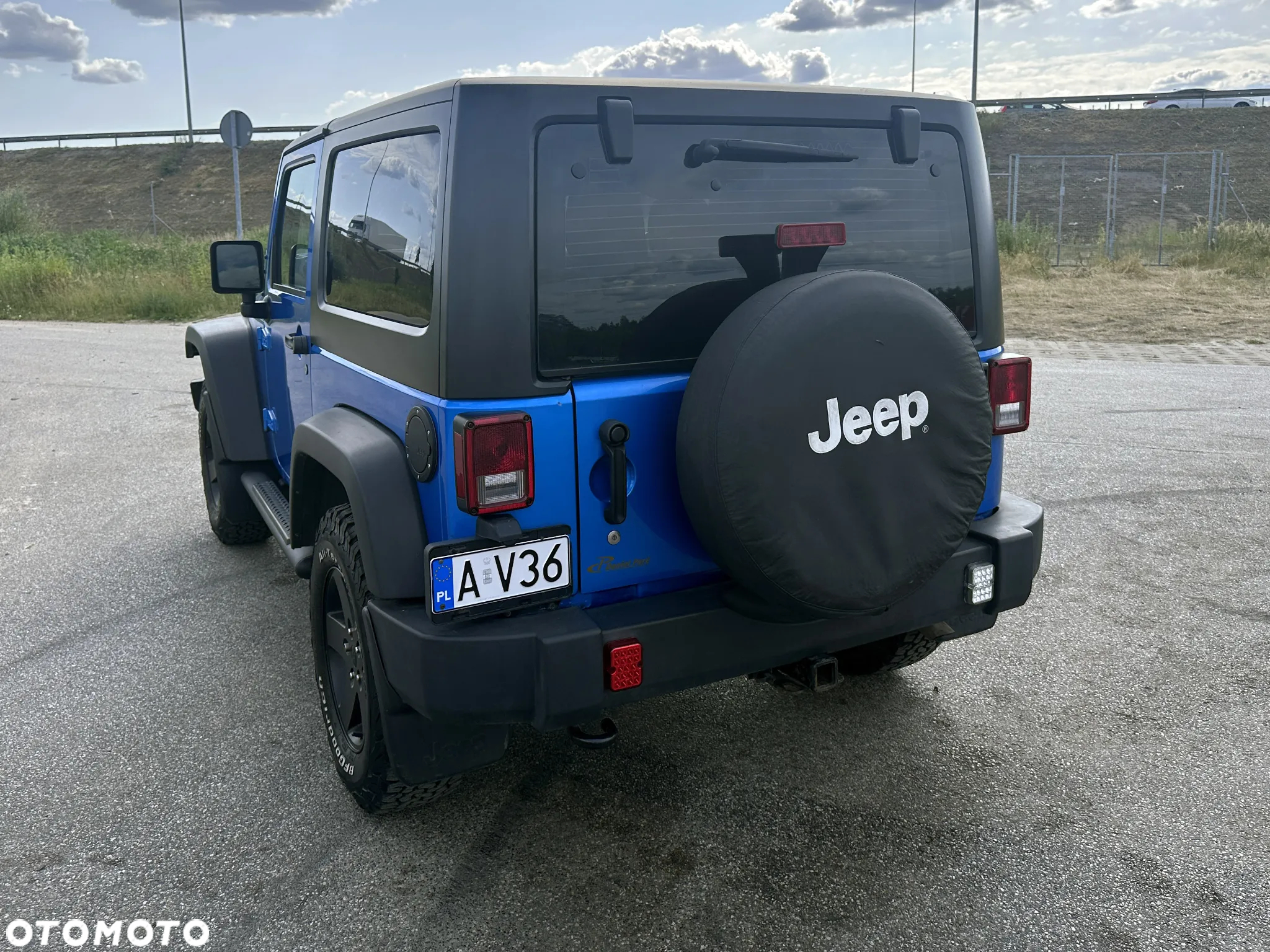 Jeep Wrangler - 6