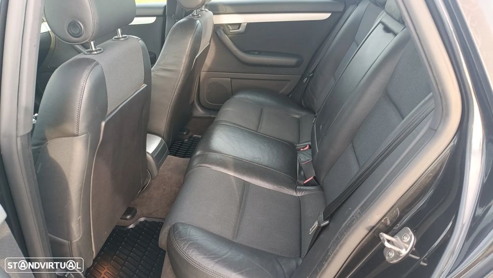 Audi A4 1.9 TDI m6 S-Line - 6