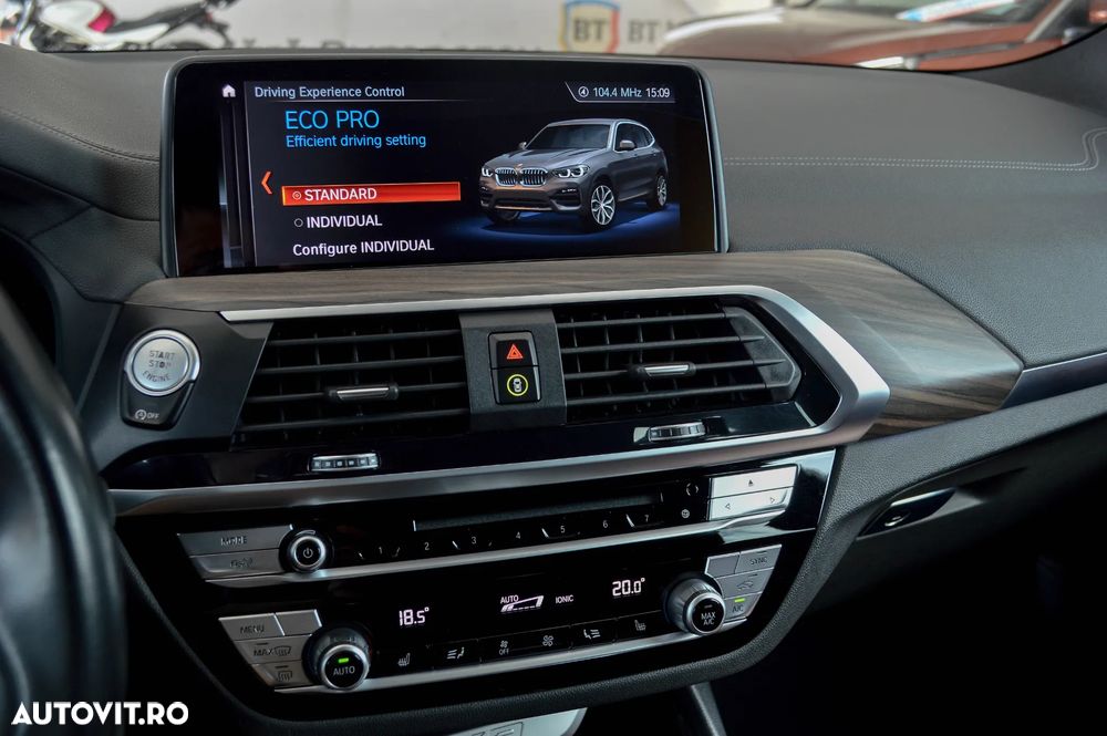BMW X3 xDrive20d AT Luxury Line - 34