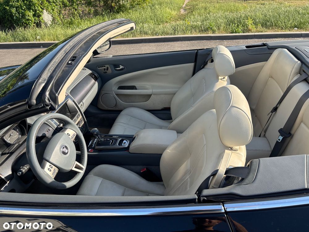 Jaguar XK - 5