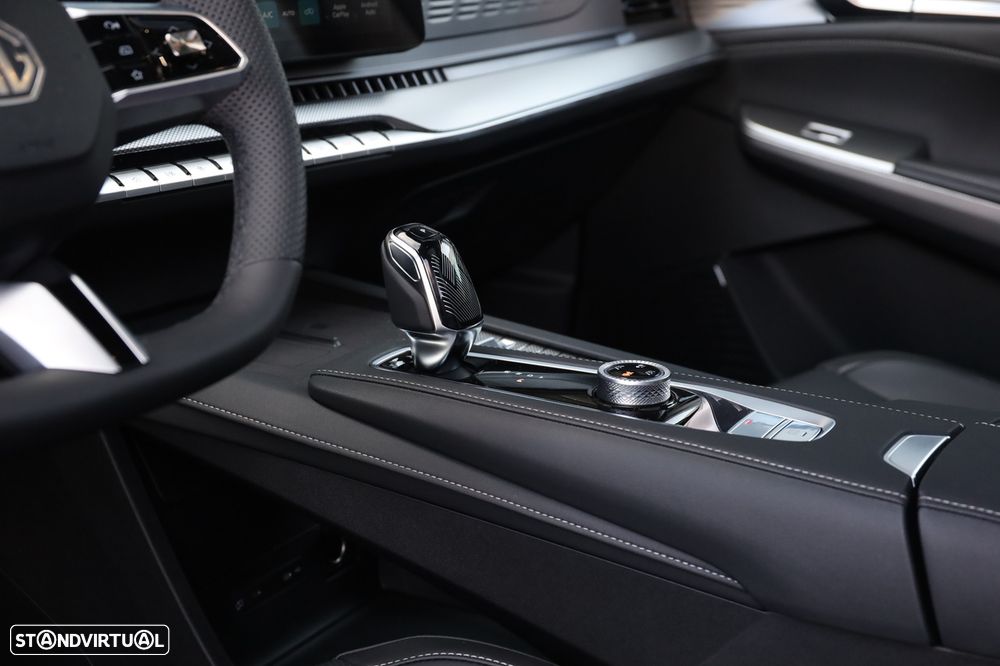 MG MGS9 1.5 L Luxury - 17