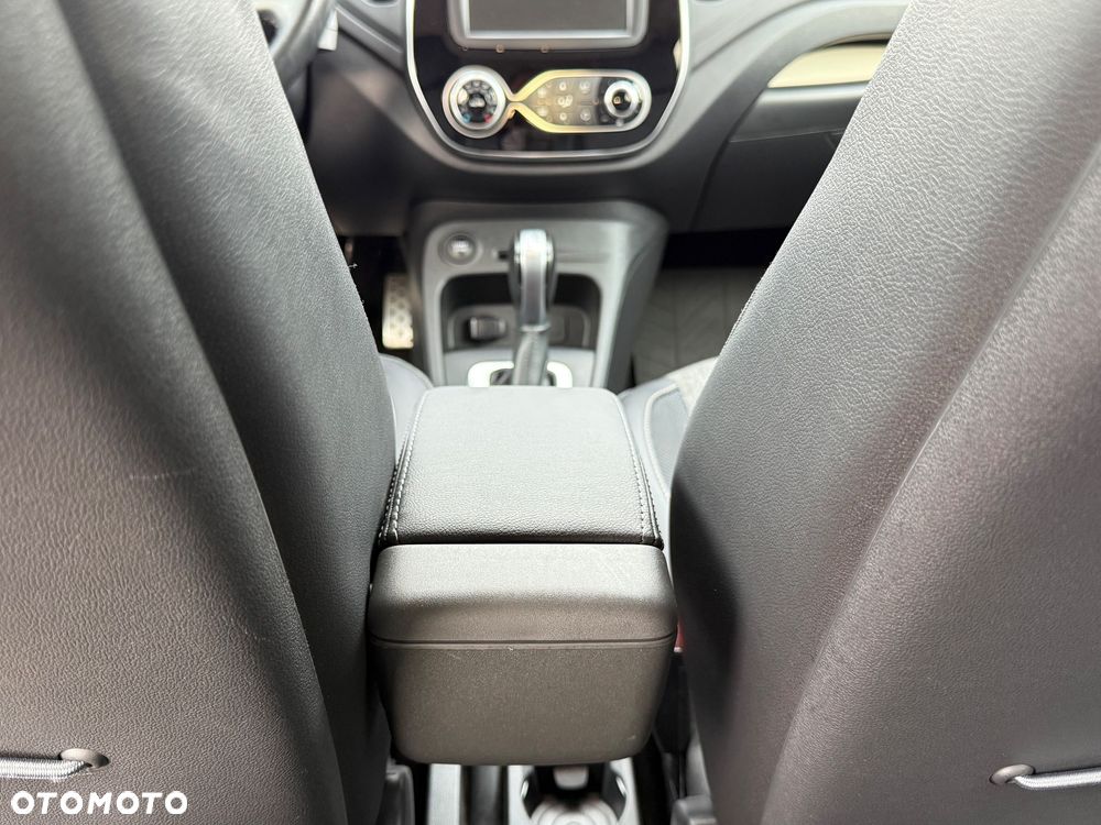 Renault Captur - 24