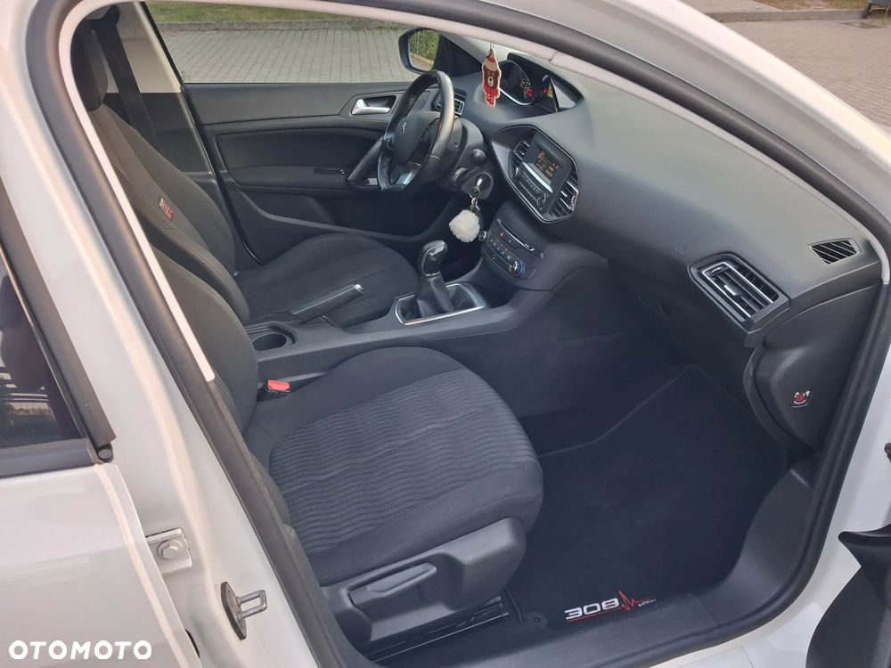 Peugeot 308 110 e-THP Stop & Start Access - 17