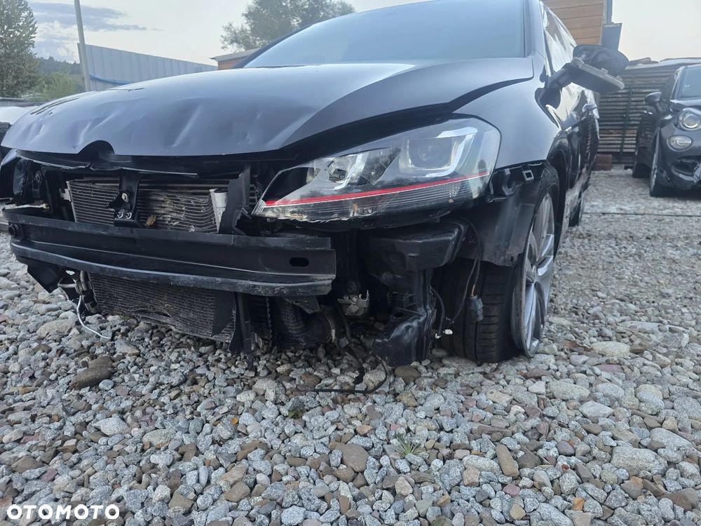 Volkswagen Golf GTI (BlueMotion Technology) DSG - 19