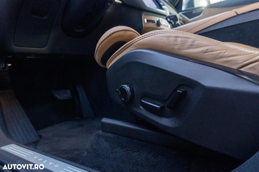 Volvo XC 90 D5 AWD Inscription - 28