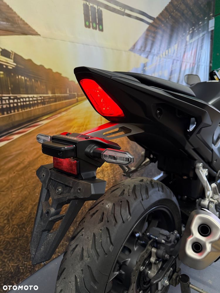 Honda CBR - 14