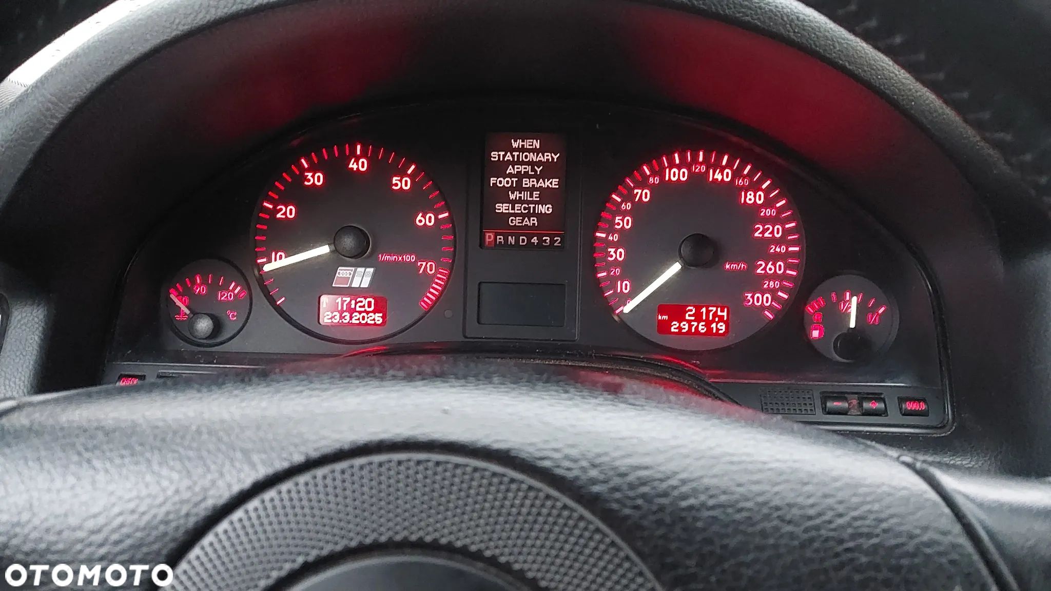 Audi S8 - 1