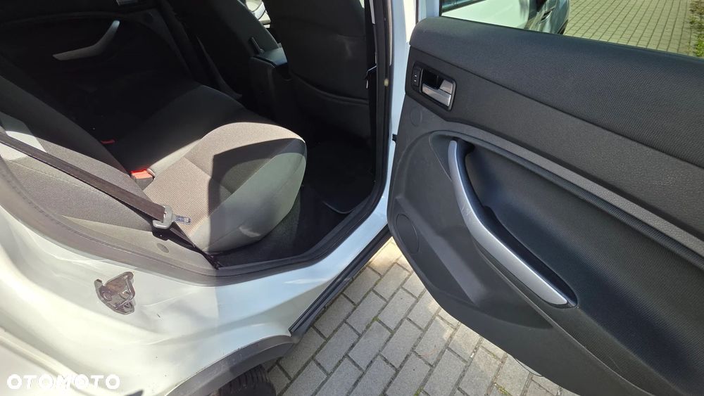 Ford Kuga 2.0 TDCi 4x4 Individual - 15