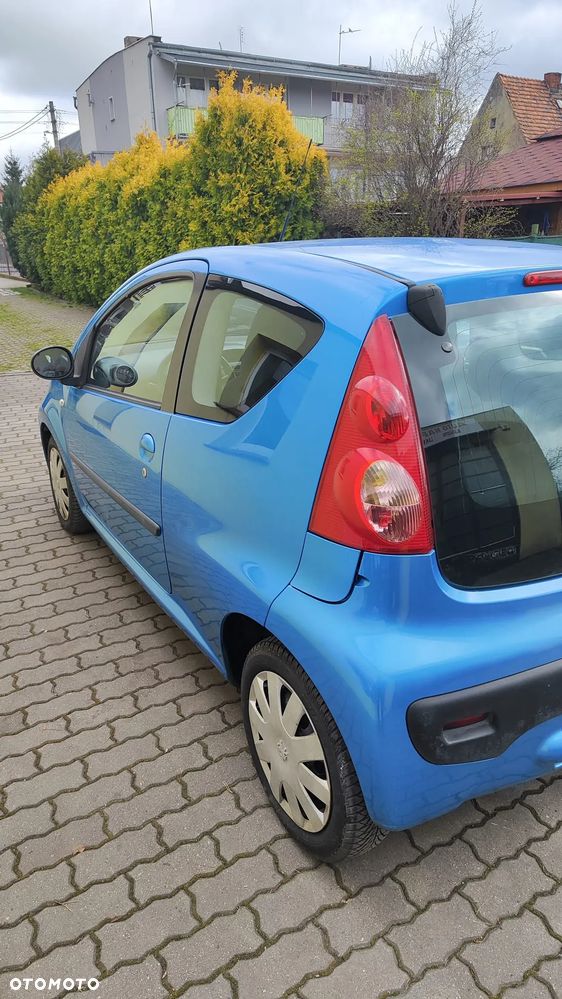 Peugeot 107 1.0 Happy - 2