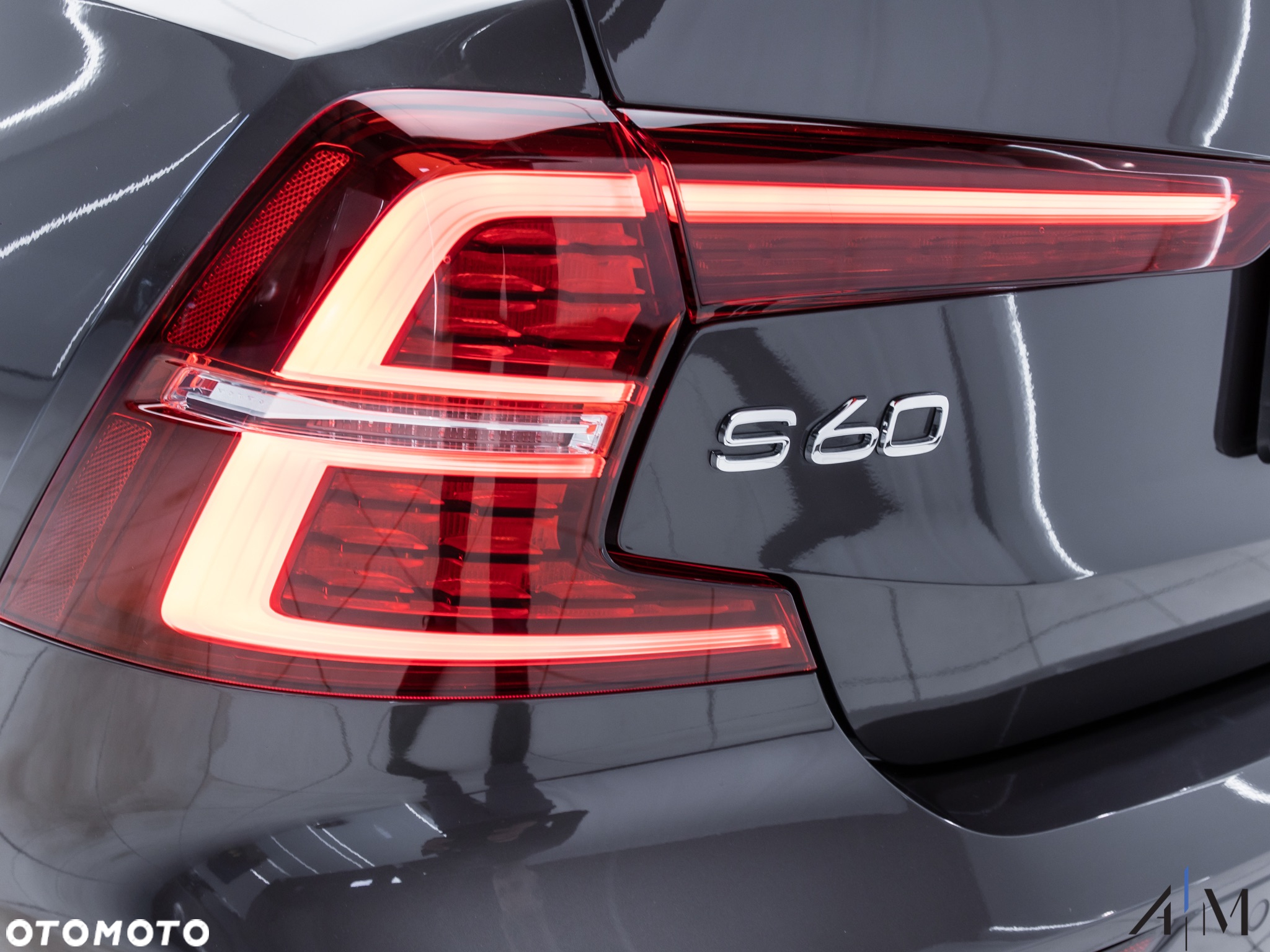 Volvo S60 B5 B AWD Ultimate Dark - 14