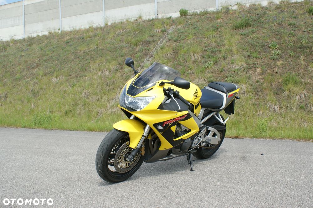 Honda CBR - 6