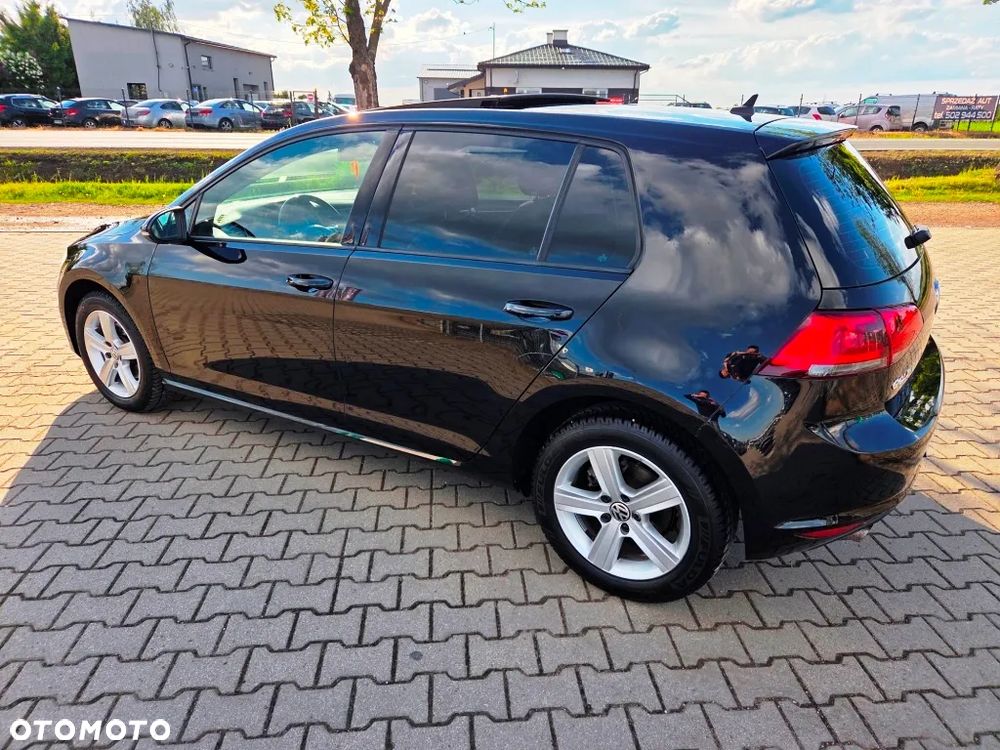 Volkswagen Golf 1.6 TDI Highline - 17
