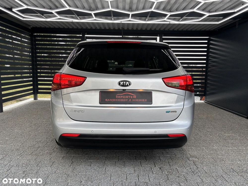 Kia Ceed 1.6 GDI Dream Team Edition - 10