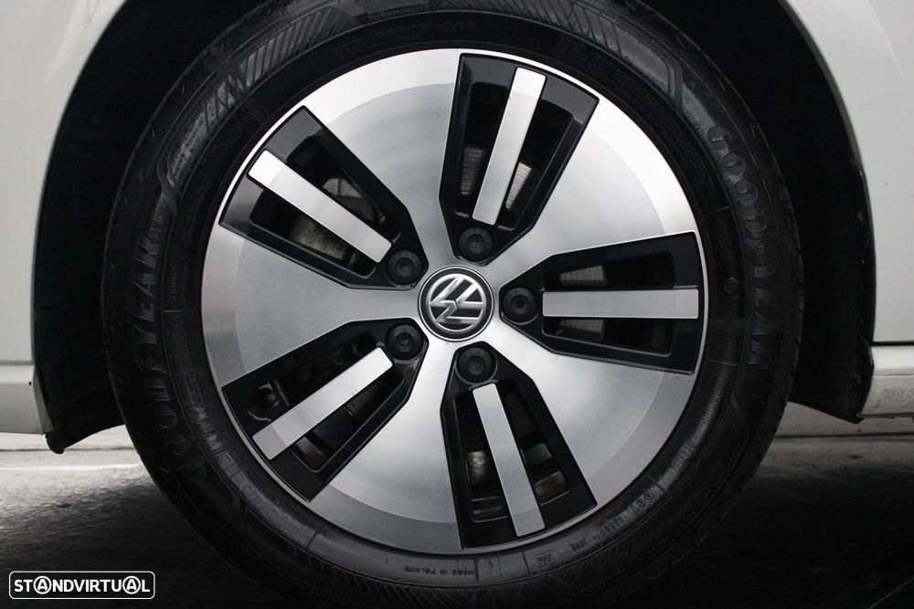 VW e-Golf AC/DC - 39