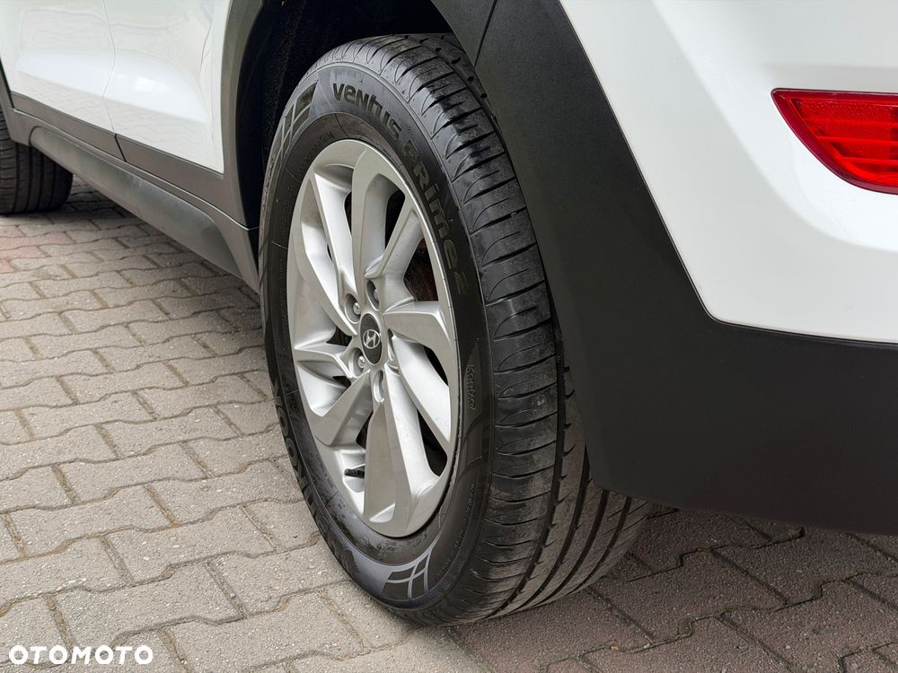 Hyundai Tucson 1.6 GDI BlueDrive Style 2WD - 15