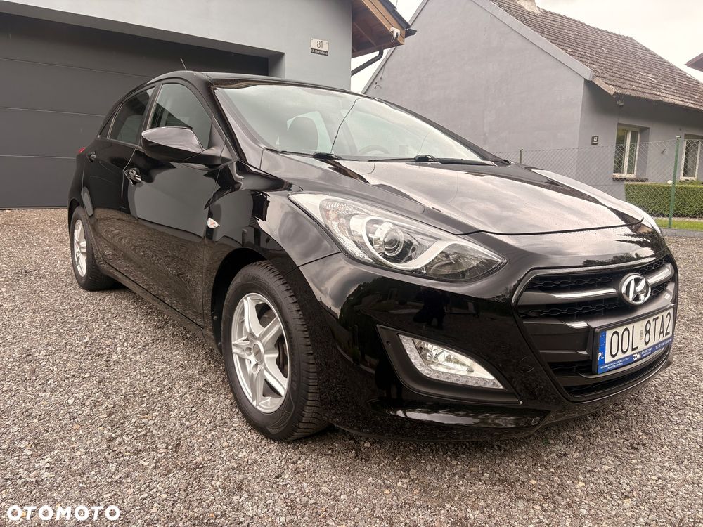 Hyundai i30 blue 1.4 Classic - 11