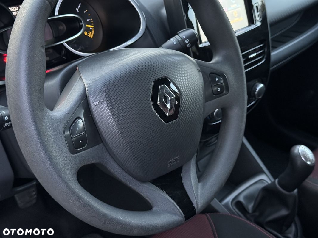 Renault Clio - 27