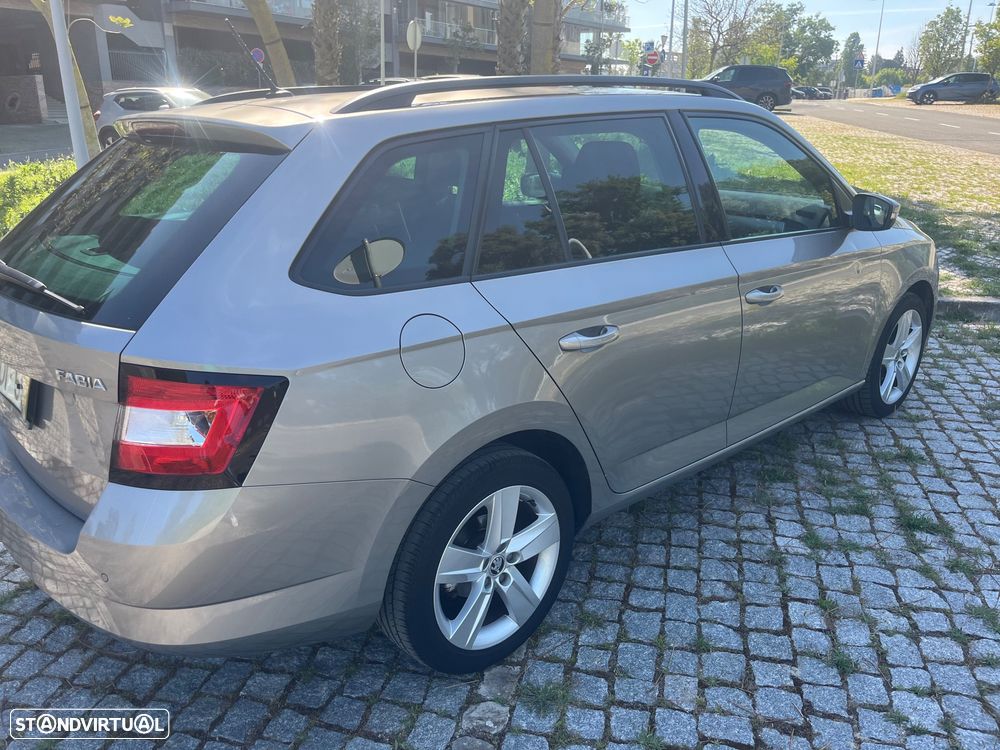 Skoda Fabia Break 1.4 TDi Style - 3