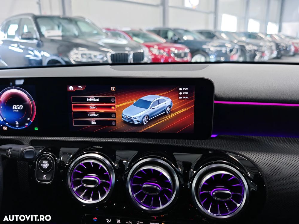 Mercedes-Benz A 180 d 7G-DCT AMG Line - 13