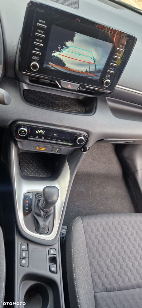Toyota Yaris 1.5 VVT-i Selection - 22