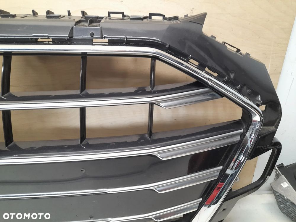 AUDI A4 B9 LIFT 19r- atrapa chłodnicy grill 8W0853651DF - 4