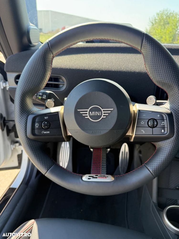 Mini John Cooper Works AT - 12