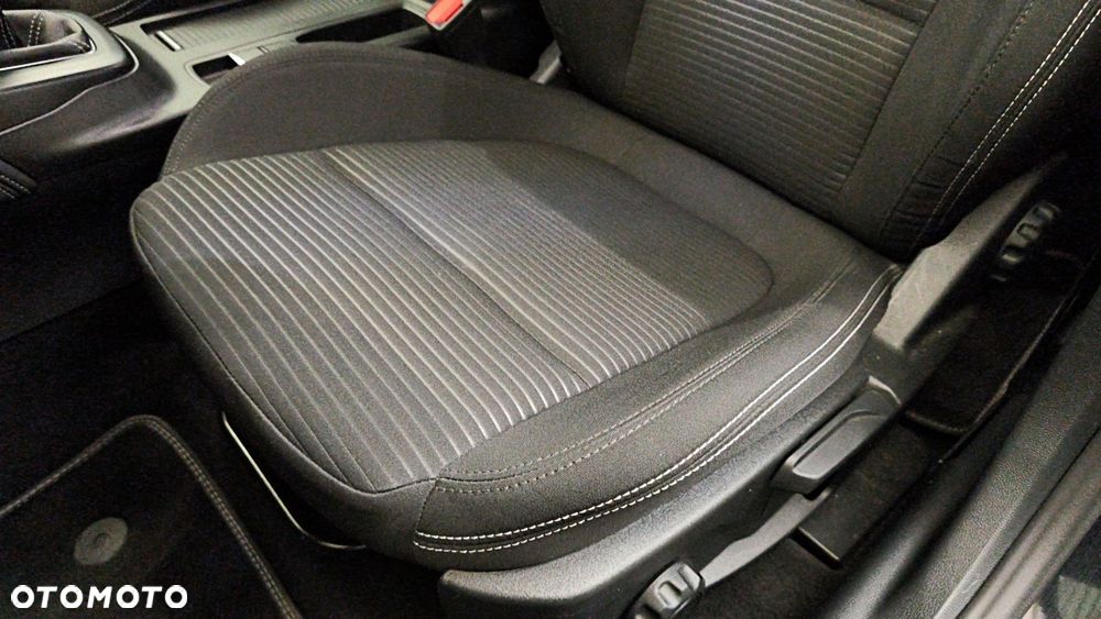 Ford Focus 1.0 EcoBoost mHEV Titanium X - 18