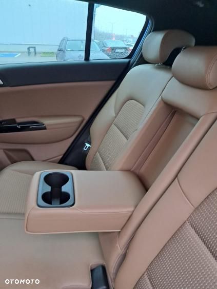 Kia Sportage 1.6 GDI L Business Line 2WD - 16