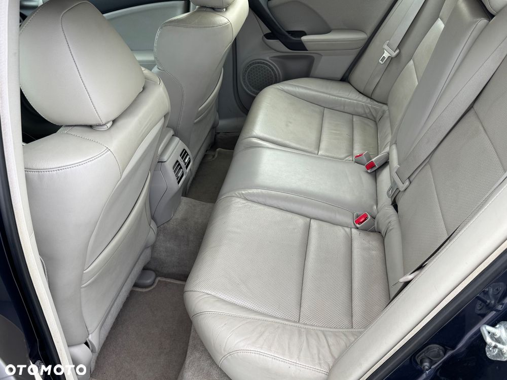 Honda Accord 2.2d Executive - 16