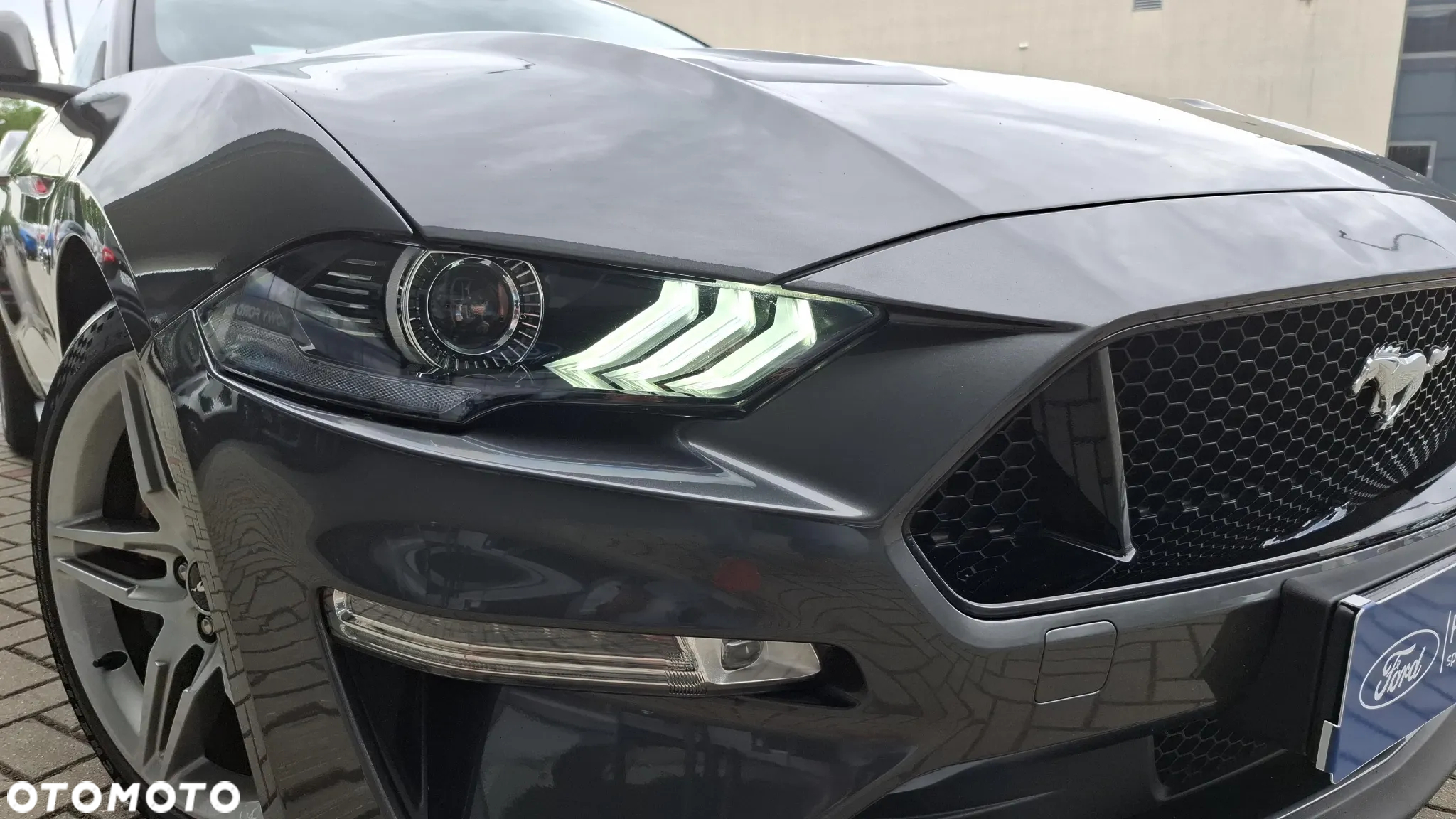Ford Mustang 5.0 V8 GT - 9