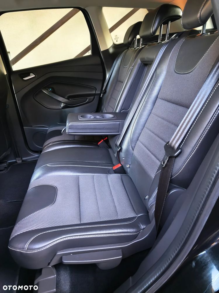 Ford Kuga 2.0 TDCi FWD Titanium - 11