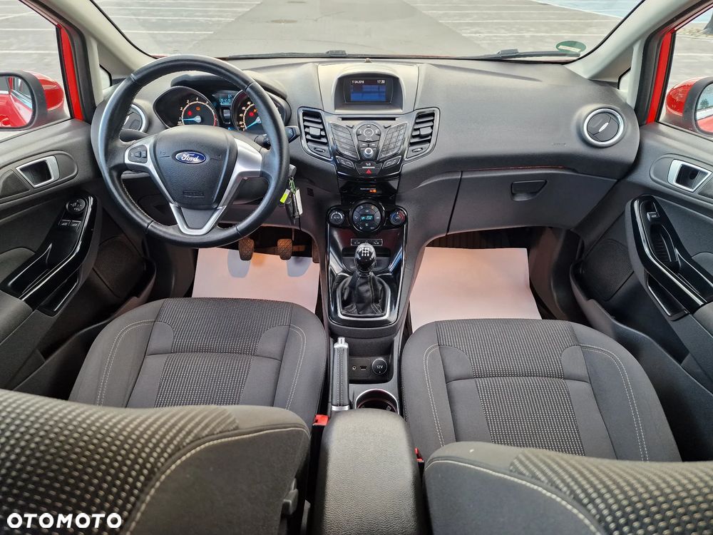 Ford Fiesta - 12