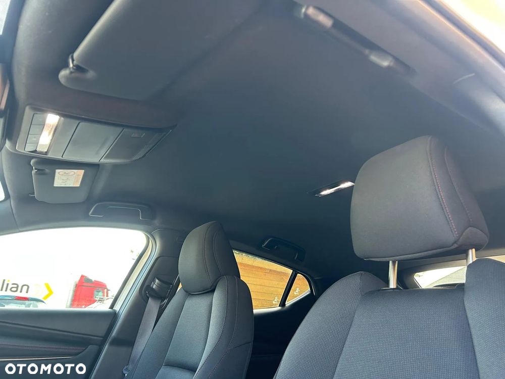 Mazda 3 e-SKYACTIV-G 150 M HYBRID PRIME-LINE - 37