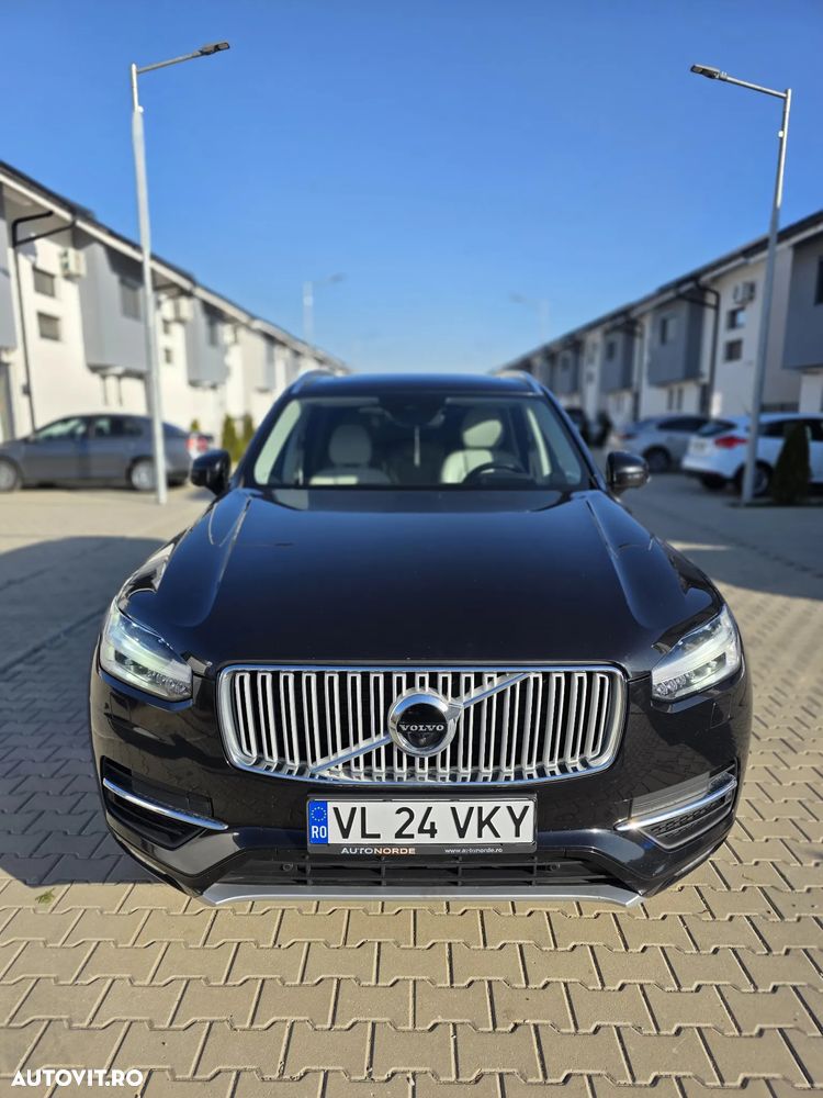 Volvo XC 90 D5 AWD Geartronic Inscription - 3