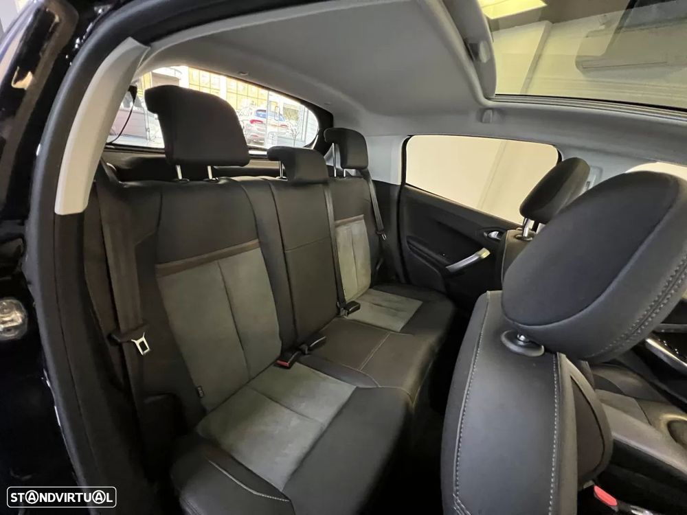 Peugeot 208 1.2 PureTech Signature - 10