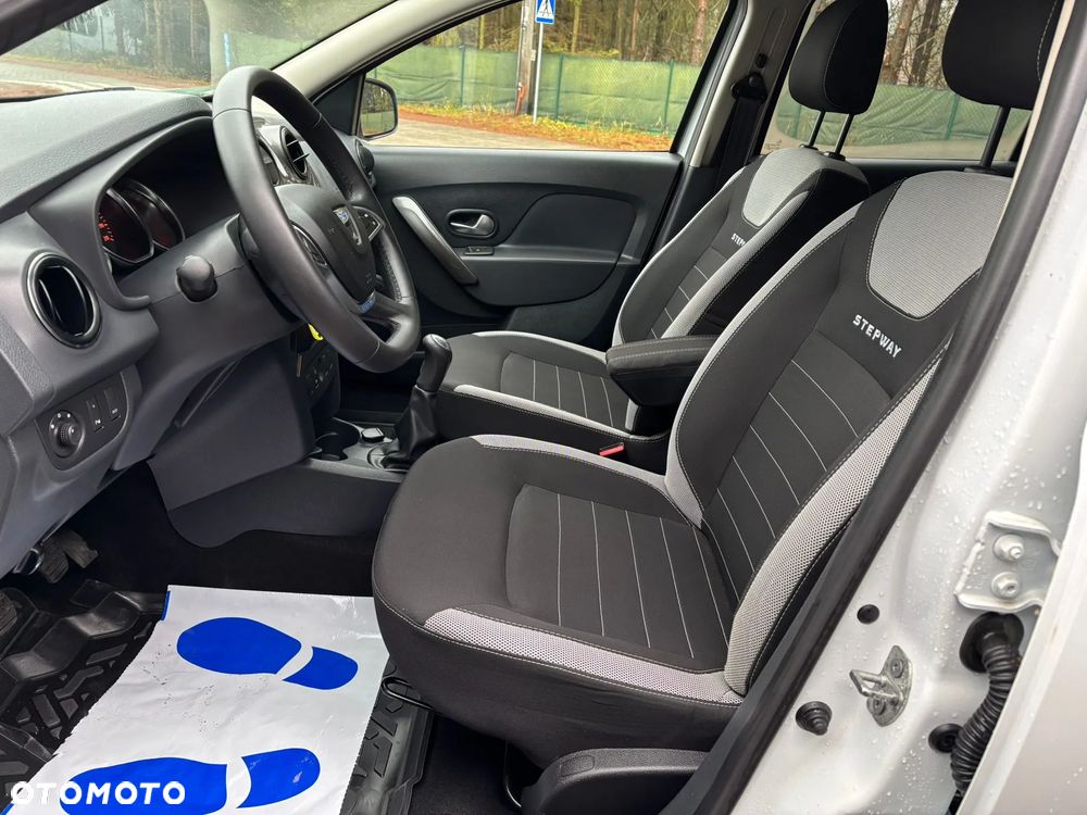 Dacia Sandero Stepway 0.9 TCe Laureate S&S - 9