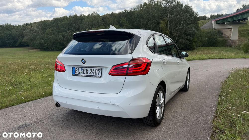 BMW Seria 2 218d - 37