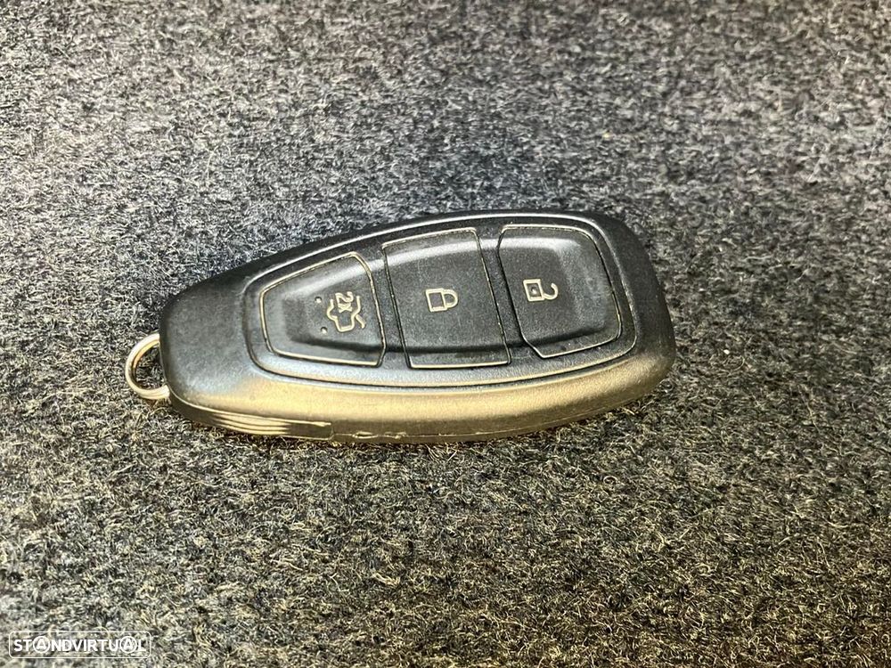 Ford Focus 1.0 EcoBoost MHEV ST-Line - 19