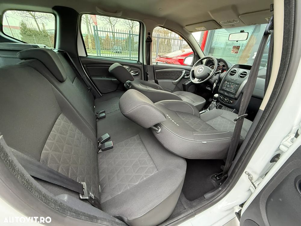 Dacia Duster dCi 110 FAP 4x2 Prestige - 16