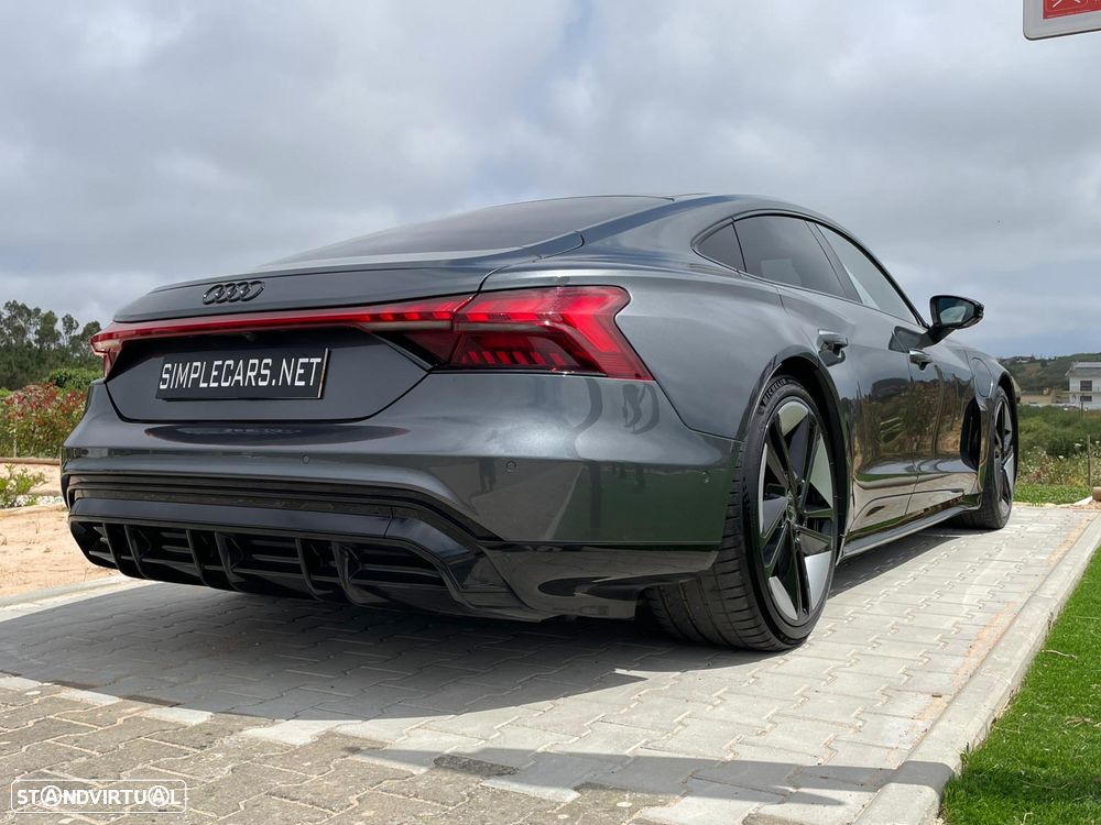 Audi e-tron GT - 5