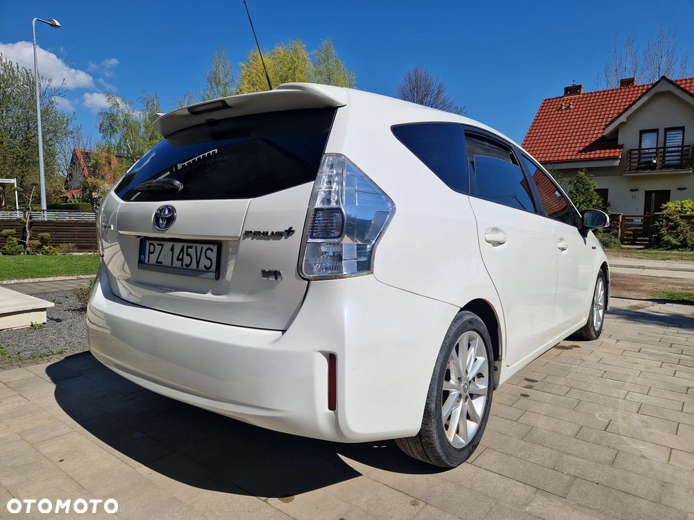 Toyota Prius+ (Hybrid) Executive - 5